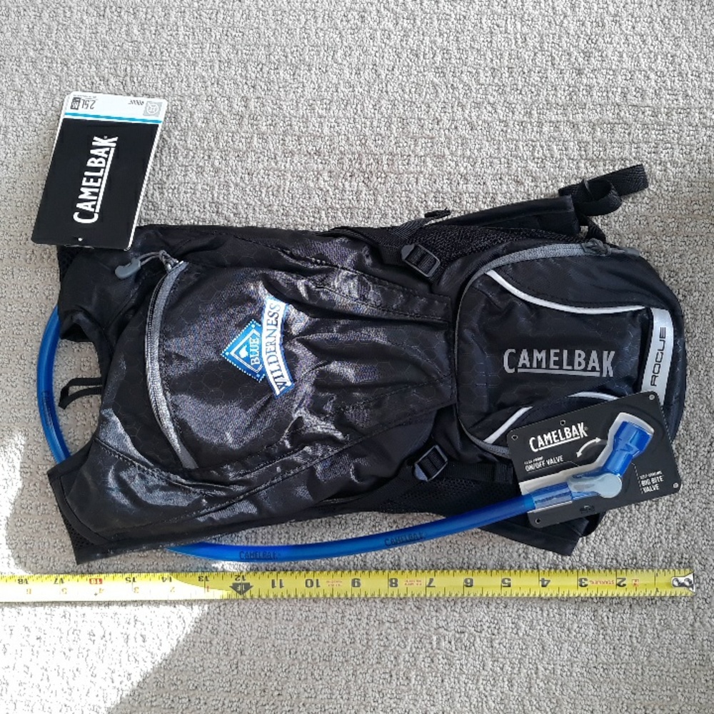 Camelbak Rogue Pack w/ 2.5-L Crux Reservoir